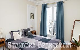 Eiffel Tower View Rose, Apartment #2